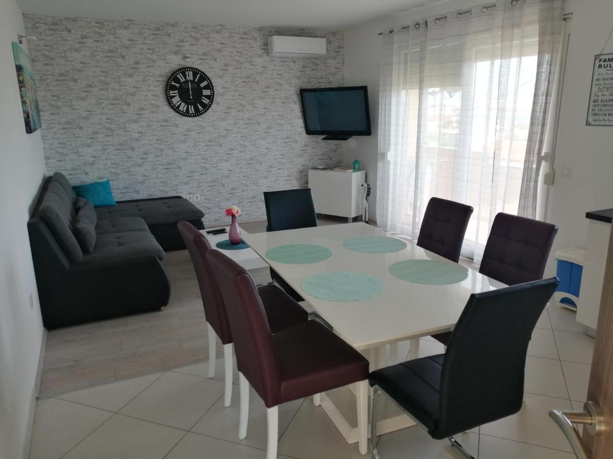 Lana I Natali Apartment คาชเตลา ภายนอก รูปภาพ